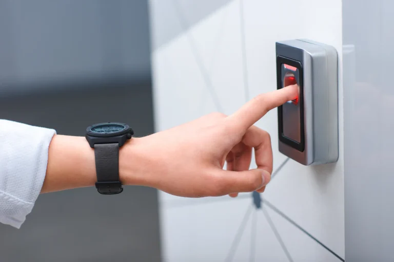 cropped-image-of-man-with-wristwatch-pushing-butto-2024-11-19-13-59-31-utc